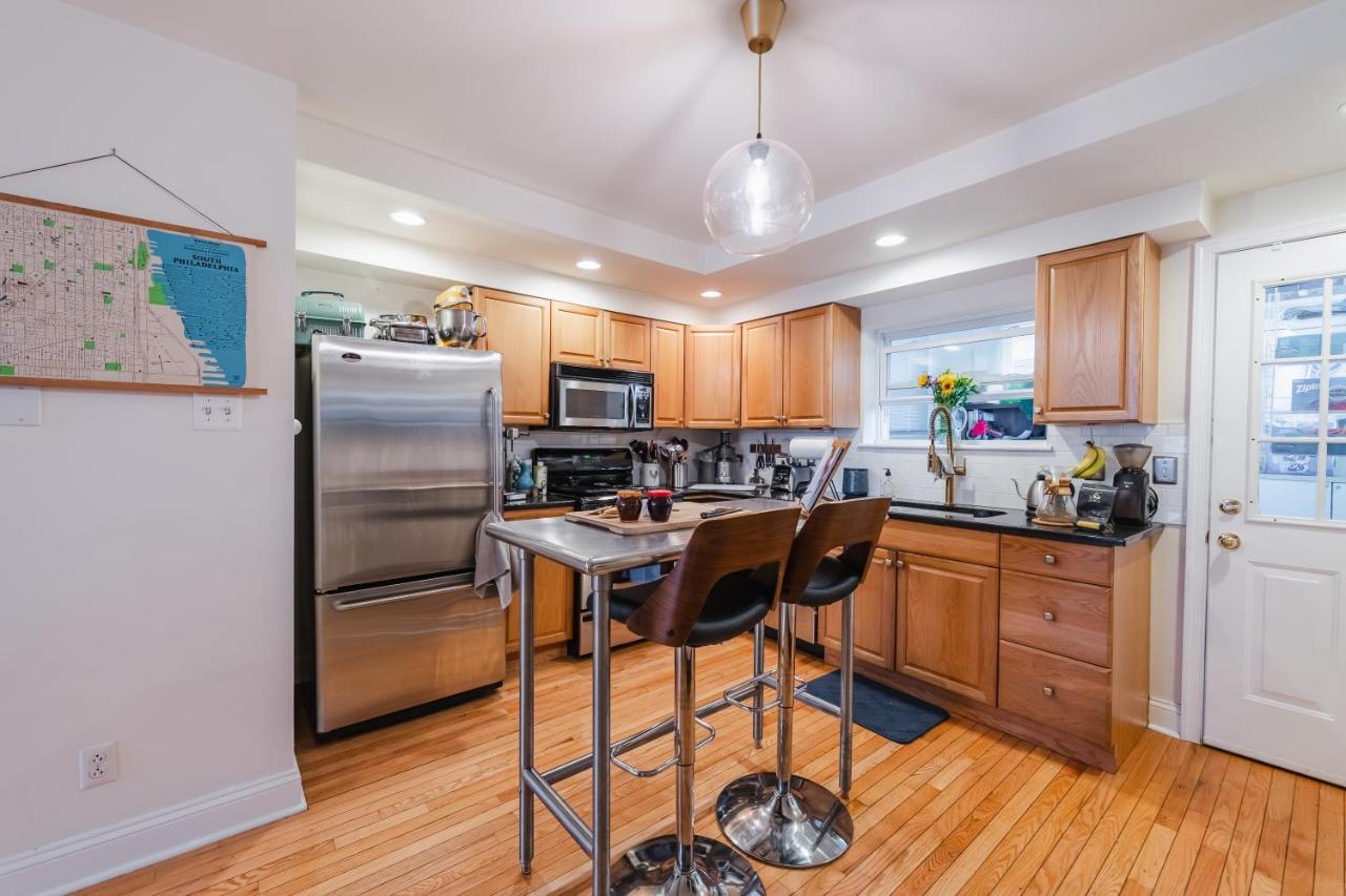 Bedroom In Thoughtfully Decorated East Passyunk Home فيلادلفيا المظهر الخارجي الصورة
